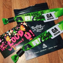Selling Rolling Loud Ticket /Wristband 