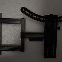 SANUS Decora Full-Motion TV Wall Mount for 26"-65" TVs