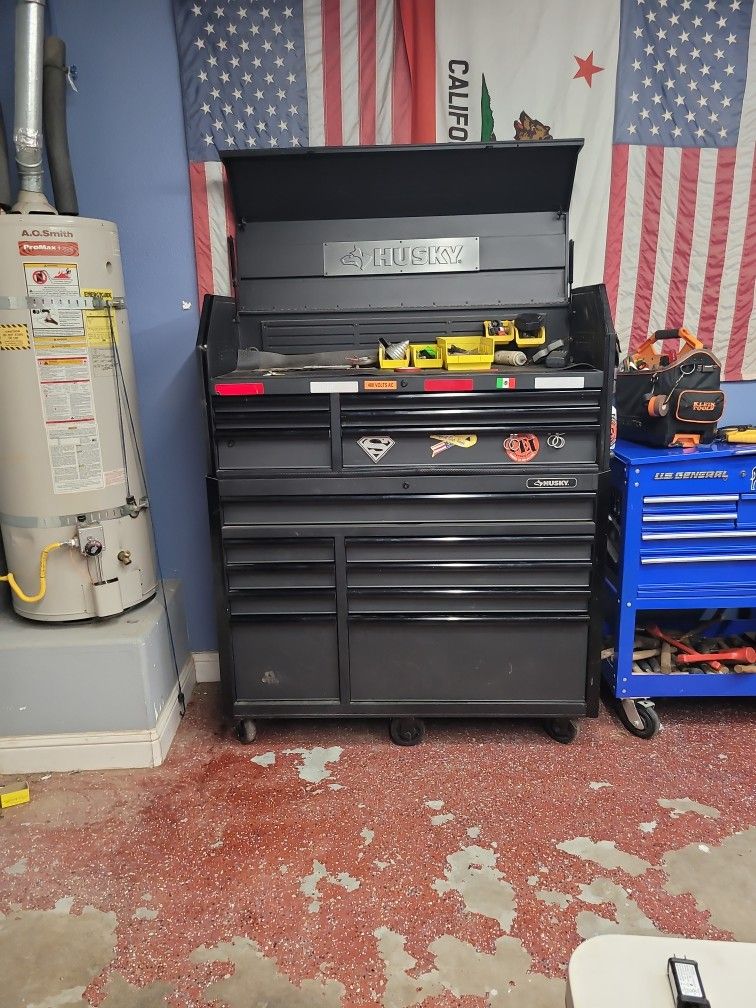 Husky Top And Bottom Large Tool Boxes