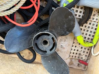 Aluminum propeller for 90 hp Yamaha