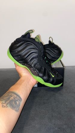 Nike Air Foamposite One Black Volt
