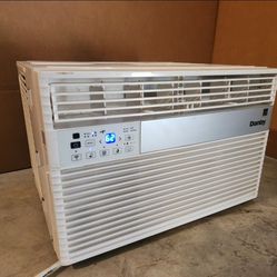 8,000 BTU Window AC Danby, 3-in-1 Air Conditioner + Dehumidifier + Fan, with WIFI feature