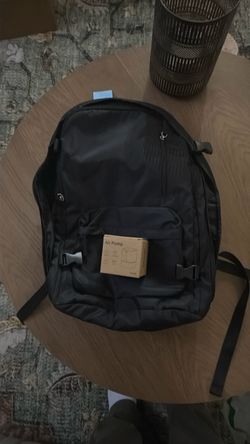 Luggage Black Backpack with Multiple Compartments and vacuum