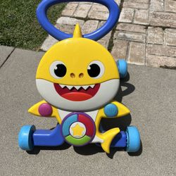 Pinkfong Melody Baby Shark Walker
