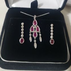 Ruby White Gold Earrings & Necklace Set