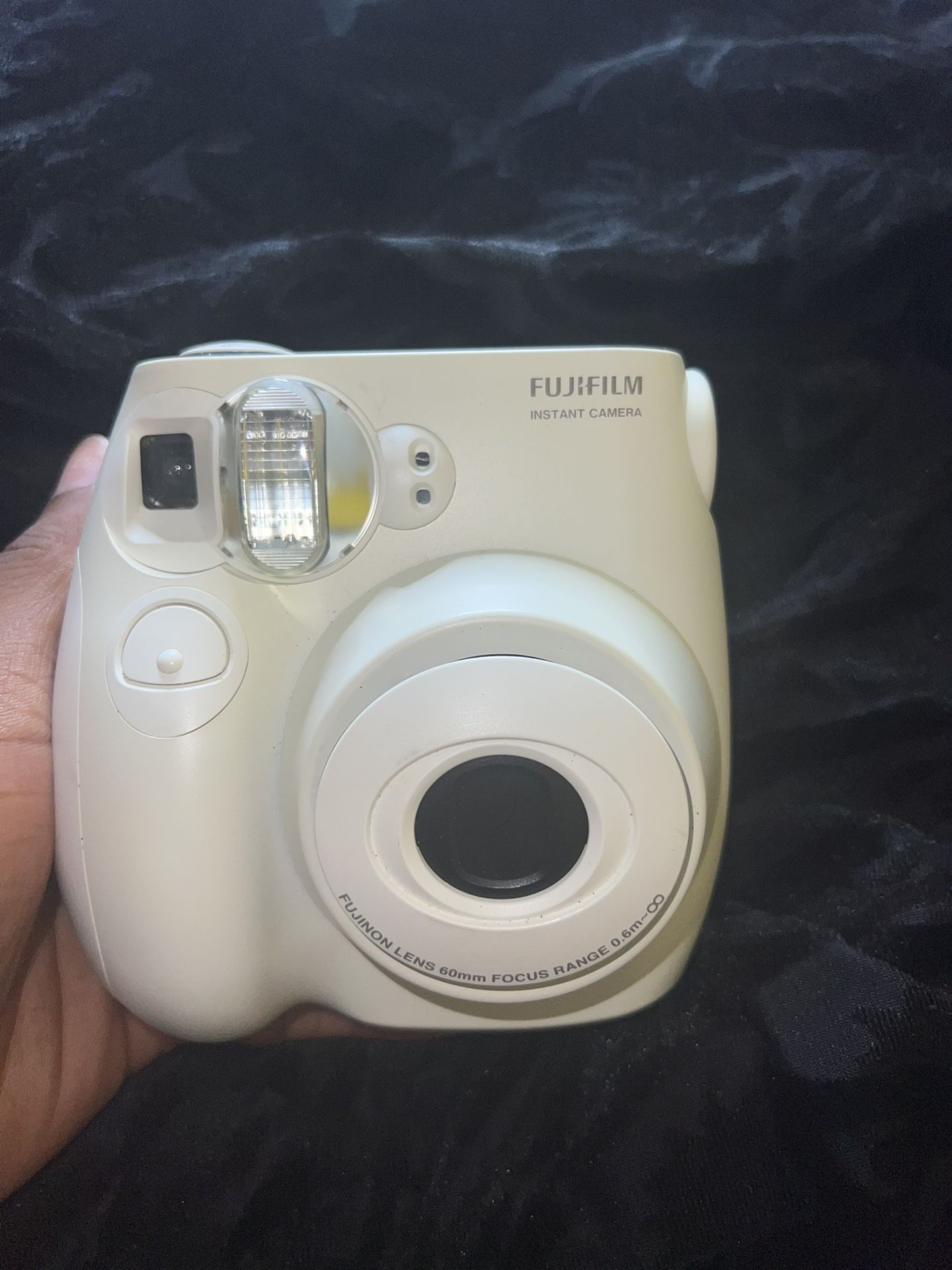 Polaroid camera 7S