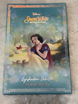 Disney’s Snow White Eyeshadow Palette