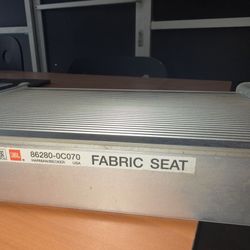 2006 Toyota tundra/sequoia jbl amplifier