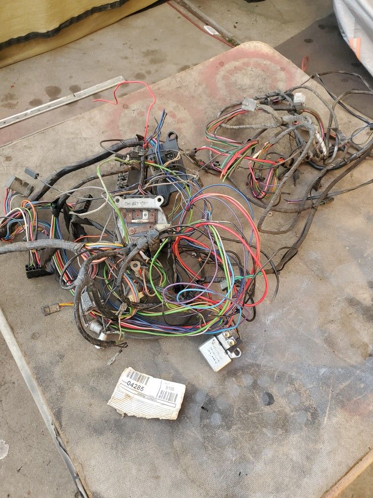 Chevy Impala Wire Harness See Pictures  For Parts 