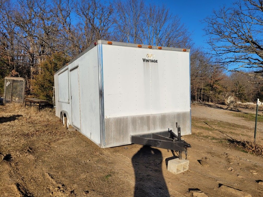 24 Ft Cargo Trailer