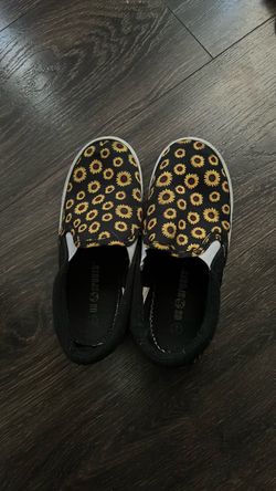 Free girls shoes