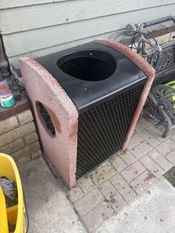 Decorating Trash Can 