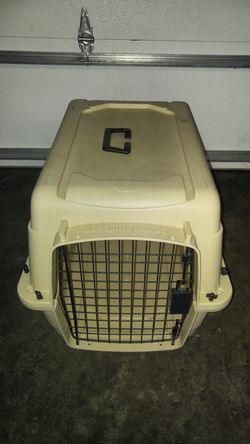 Medium pet carrier great condition