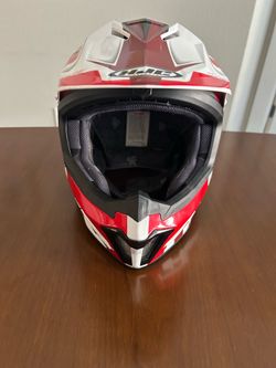 HJC CL-X7 off-road/motocross helmet