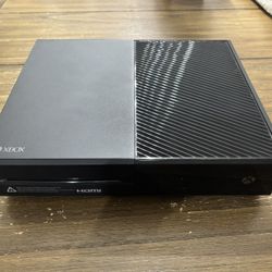 Xbox One (Used) Black + Power Cord