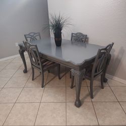 Table With 4 Chairs
