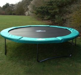 Free bazoongi trampoline