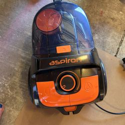 Aspiron Canister Vacuum/carpet Cleaner W/accessories 