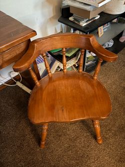 Small Desk and Chair