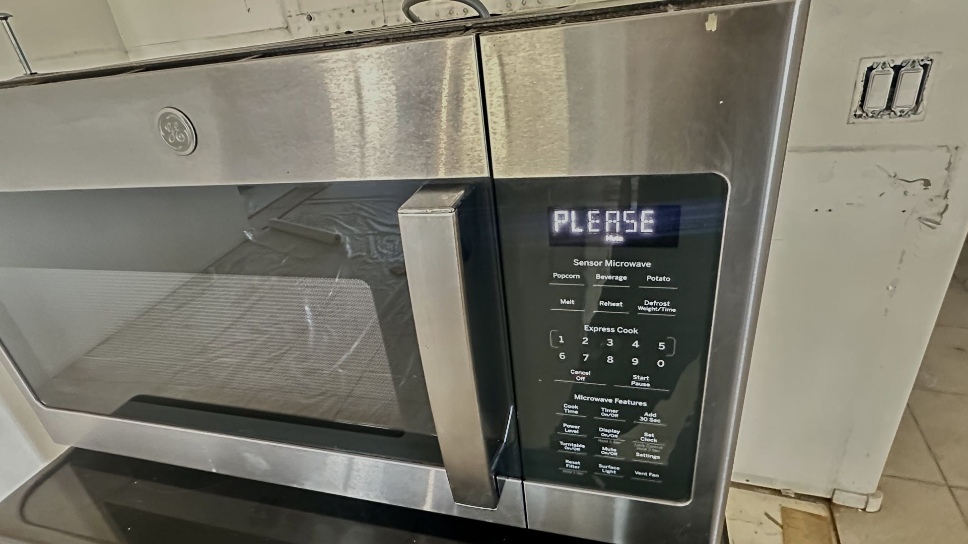 Ge Microwave Perfect Condition Super Clean