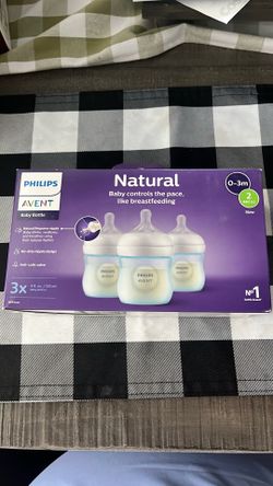 NIB baby bottles