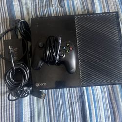 Xbox One With Controller 