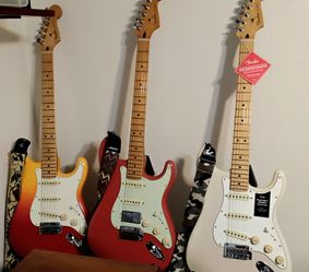 Fender Strats