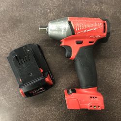 Milwaukee 2755-20 1/2" Impact Wrench 18V w/ M18 CP 1.5 Battery