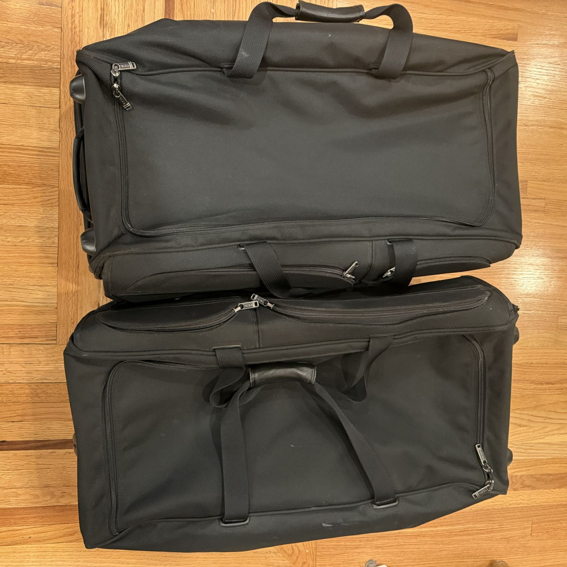 Set 2 TUMI Wheeled Duffel packing case Suitcase