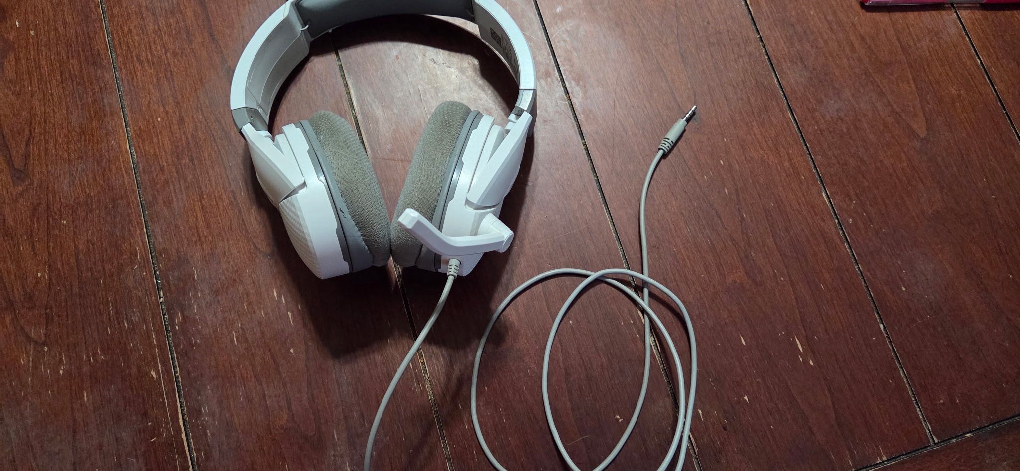 Headset with mic