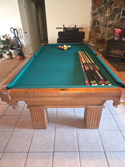 Pool Table great condition!