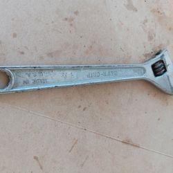 Betr Grip. adjustable wrench