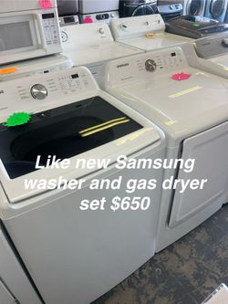 Like New Samsung Washer And Gas Dryer Set