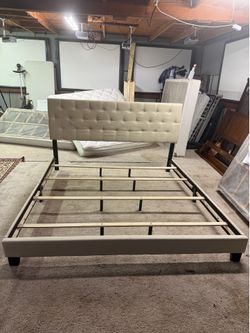 King size bed frame like new