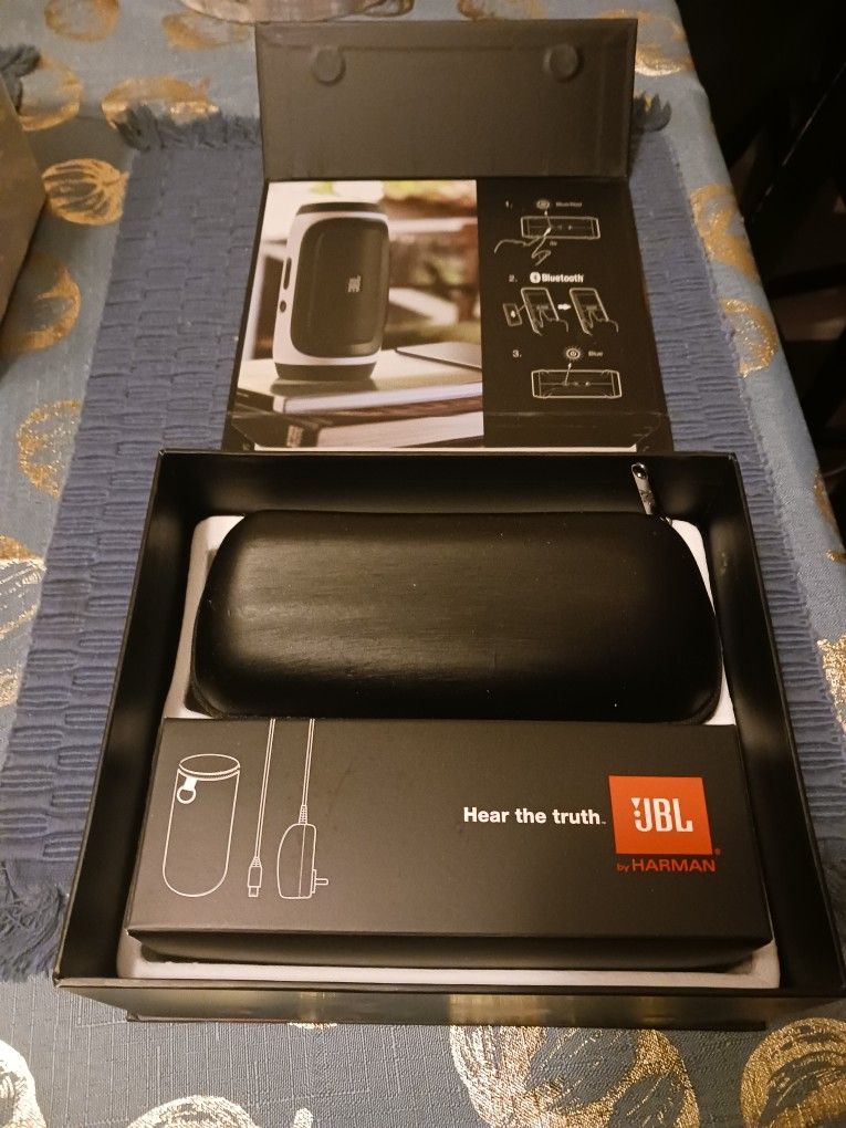 JBL Charge Bluetooth Speaker