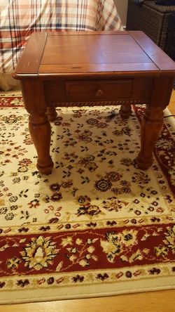 High end end table