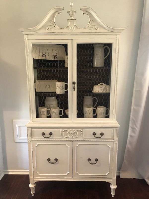 White Distressed Hutch/Cabinet for Sale in The Woodlands ...