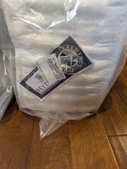 Luxury Hypnos split King mattress - like new