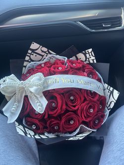 Flower Bouquets And Arrangement Made Custom To Every Order