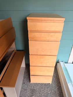 PENDING PICK UP FREE IKEA dresser