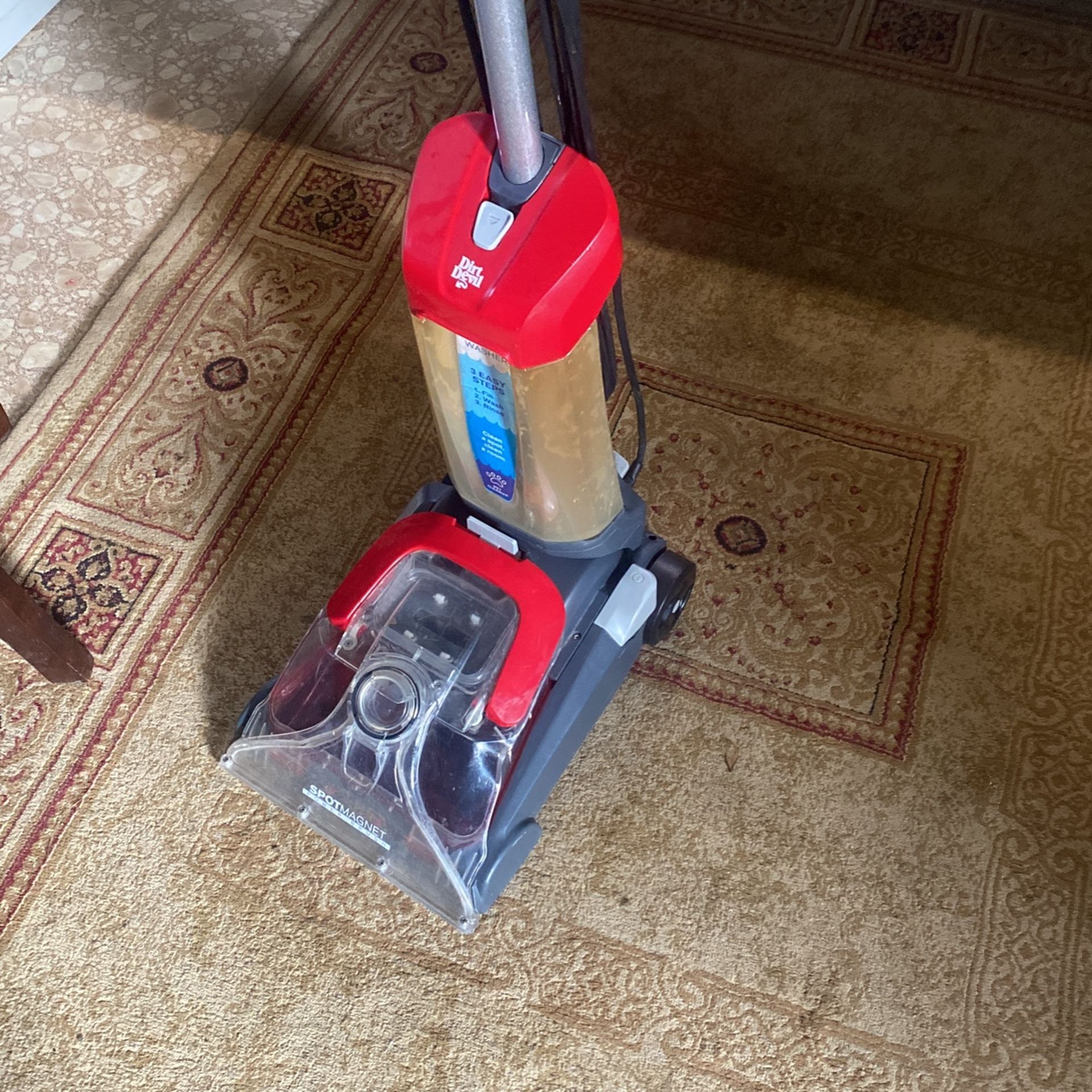 Spot Magnet Power Brush Wet Vac