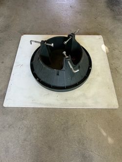 Christmas tree stand