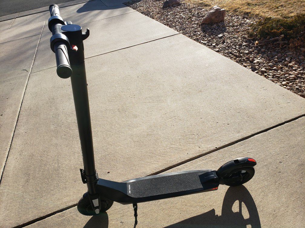 Jetson Element Pro Electic Scooter
