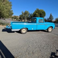 1965 Ford F100