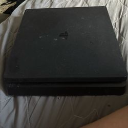 PS4 Slim