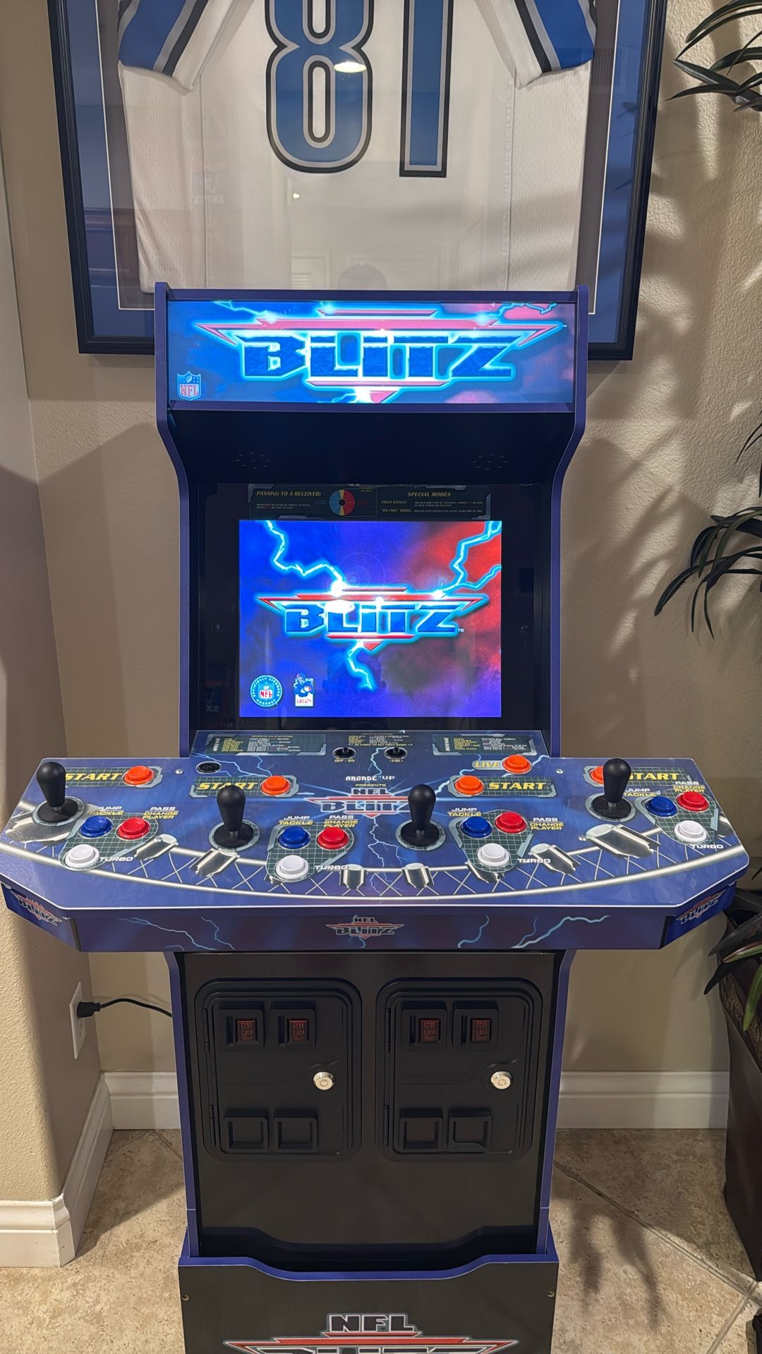Arcade game 