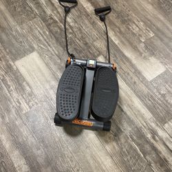 Niceday Stepper With Straps 