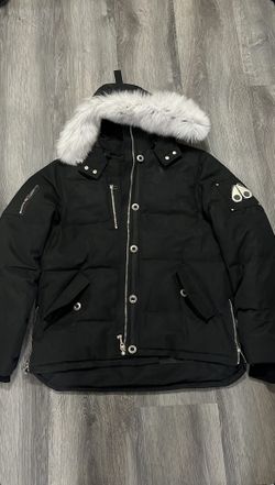 Moose Knuckle Original Shearling Trim White Fur Size L (Scans With Your Phone)