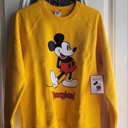 Yellow Mickey  Mouse Sweater. Disneyland. Medium. New