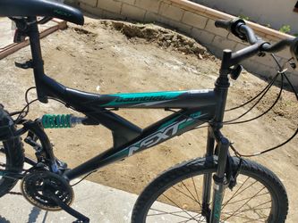 24 next top gauntlet bike